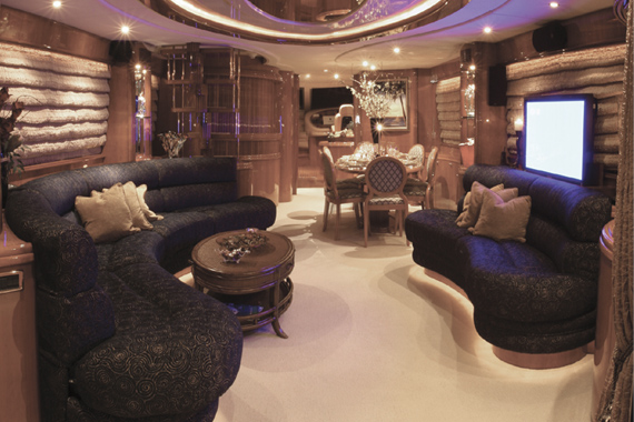 85′ Azimut Motor Yacht